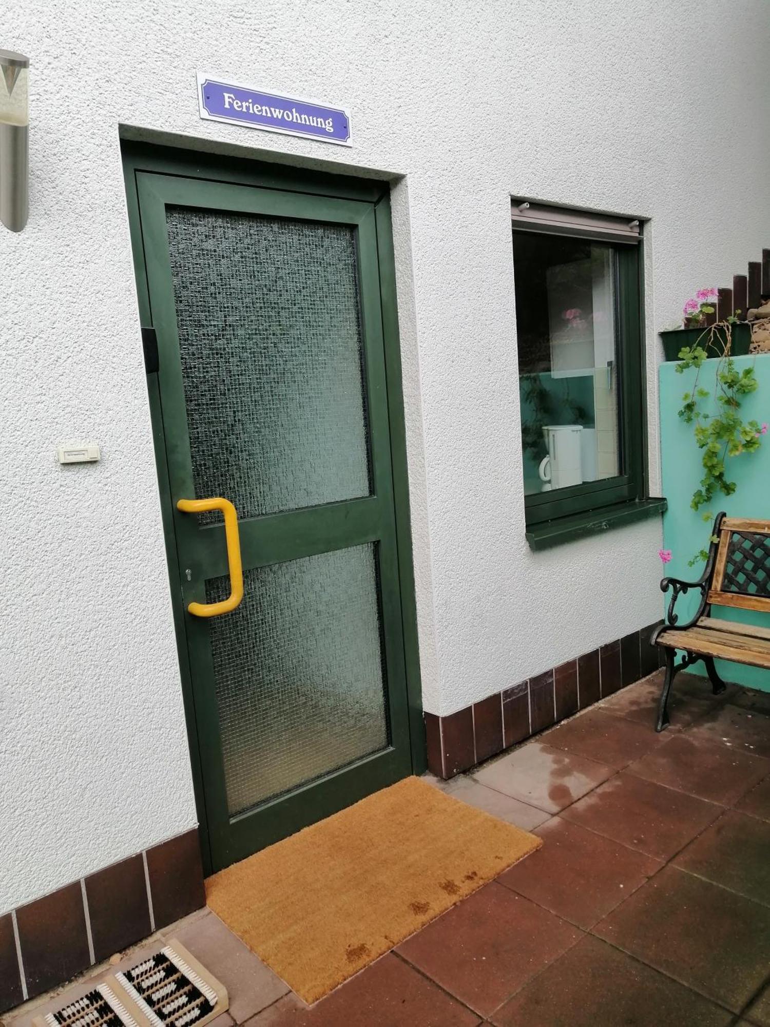 Haus Mohr - Ferienwohnung Im Taunus Weilmunster Eksteriør bilde