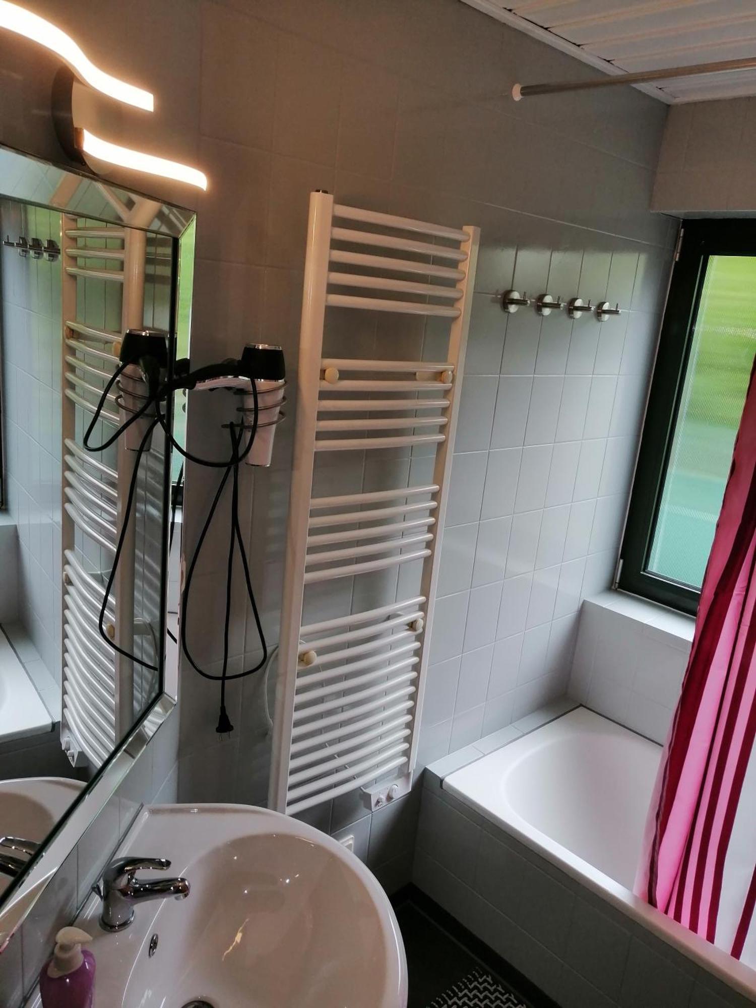 Haus Mohr - Ferienwohnung Im Taunus Weilmunster Eksteriør bilde