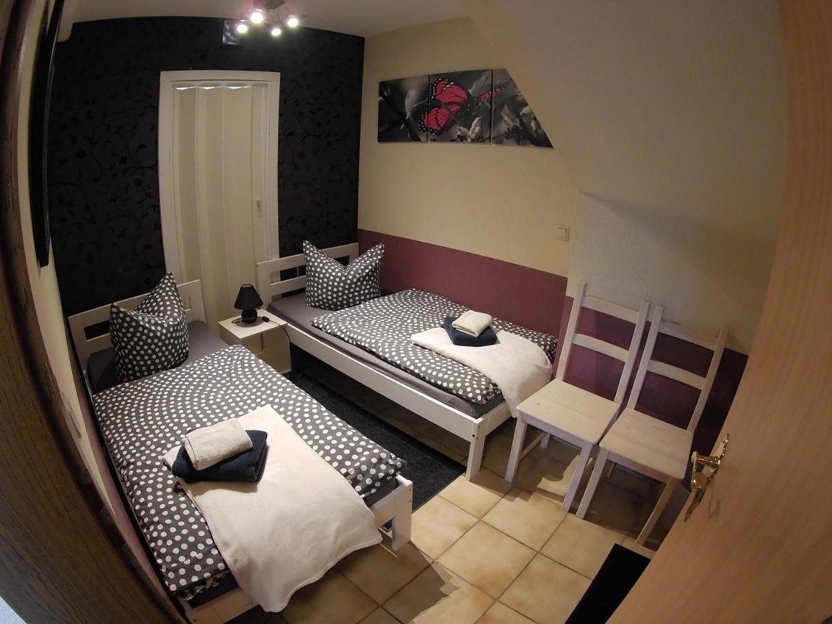 Haus Mohr - Ferienwohnung Im Taunus Weilmunster Eksteriør bilde